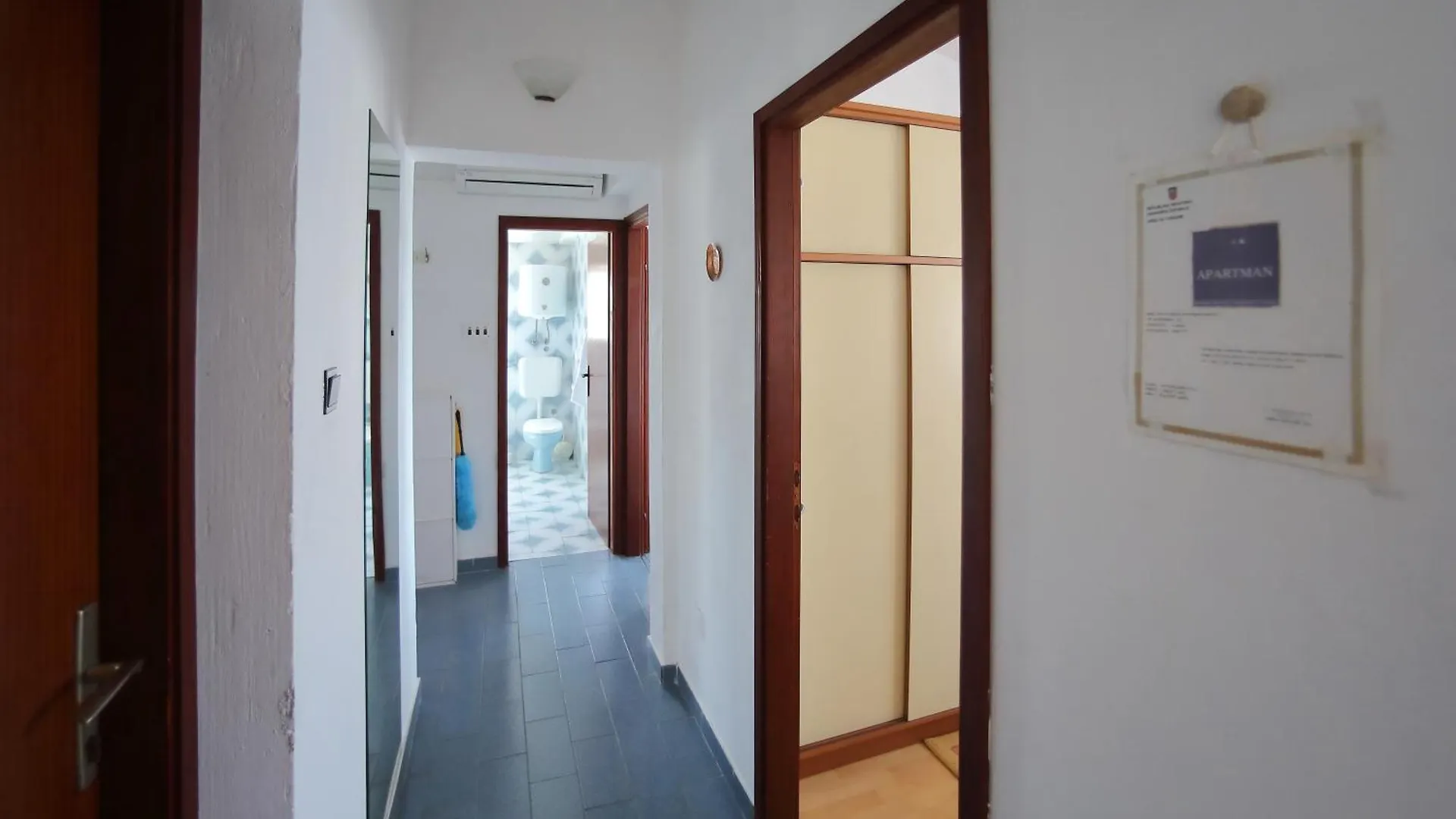 Apartment Milka Bibinje 0*,  Croácia